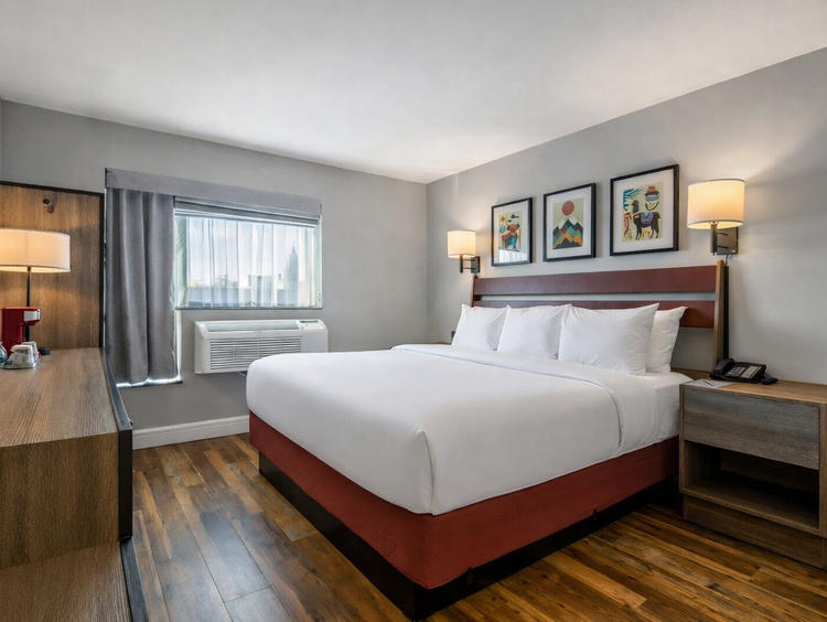 Bed in King room